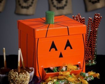 Duck Tape Pumpkin Sweet Dispenser